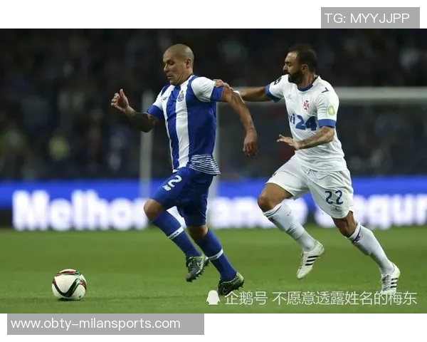 吉马良斯赛前提醒埃斯特旺对方后卫可能失误助攻成功喜悦分享