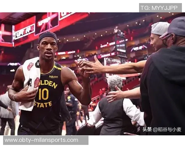 巴特勒在训练场展现统治力低调沉默却杀伤力十足