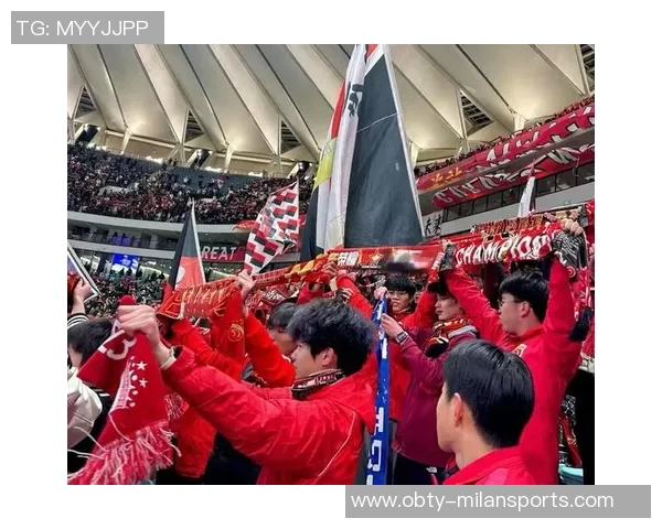 客场呐喊传递佛山力量助力球队坚定迈向保级之路