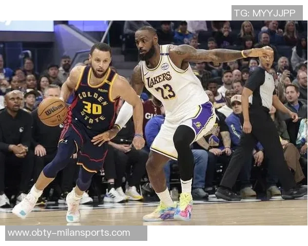 大范称詹姆斯与库里或为历史上身体状态最佳的篮球运动员