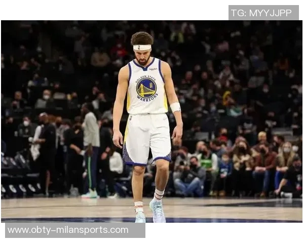 克莱状态回暖三分球表现出色11投5中贡献14分1篮板