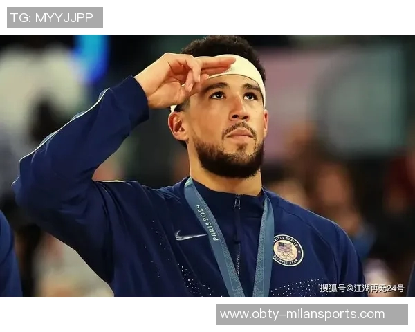 布克新赛季目标明确努力沟通助力每日进步稳步前行