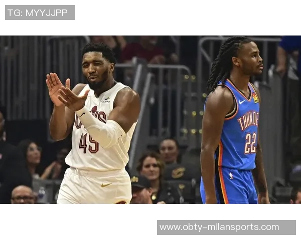 米切尔单节爆发斩获16分全场贡献24分5板5助4断展现全能表现 米切尔单节爆发斩获16分全场贡献24分5板5助4断展现全能表现