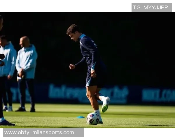 科纳特因大腿受伤退出法国国家队名单返回利物浦接受治疗 科纳特因大腿受伤退出法国国家队名单返回利物浦接受治疗