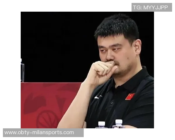 姚明回忆健身经历:早晨和上班前的秘密训练时光 姚明回忆健身经历:早晨和上班前的秘密训练时光